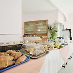 Otel Riviera 3*