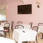 Otel Riviera 3*