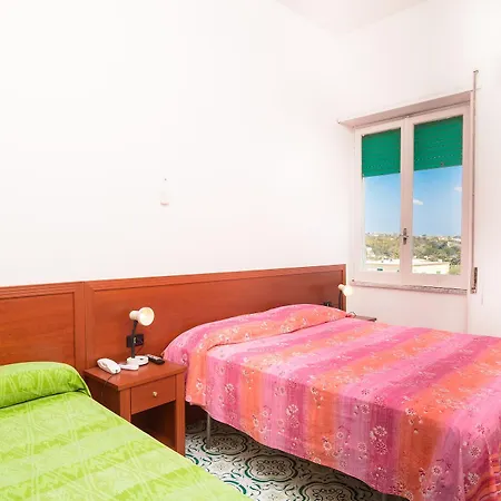 Riviera 3* Procida