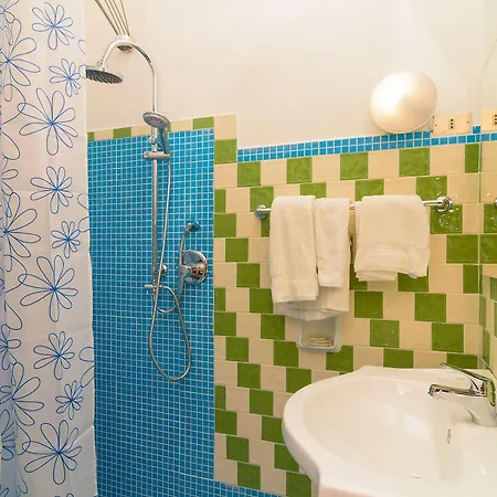 Riviera Hotel 3*
