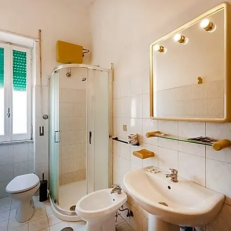 Riviera Отель 3*