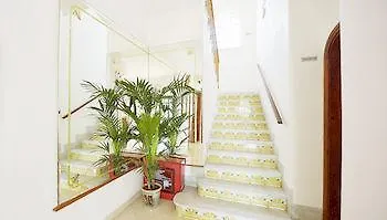 Riviera Hotel 3*
