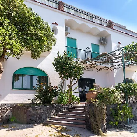 Riviera 3*