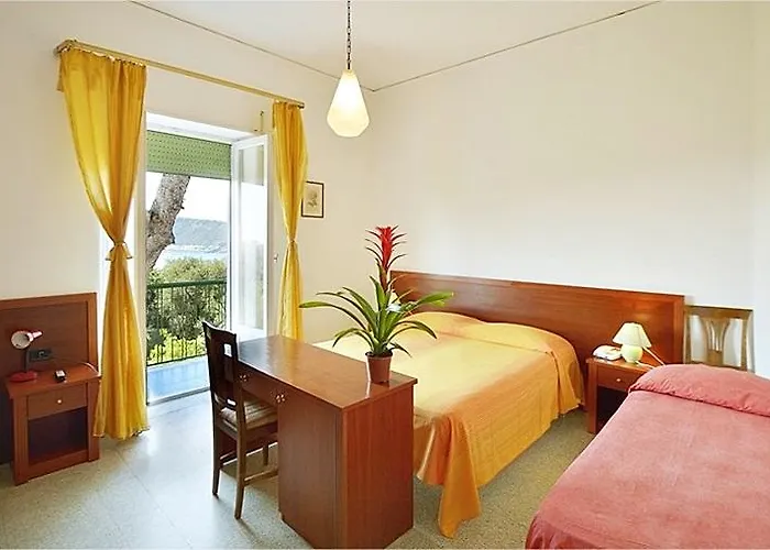 Riviera 3* Procida